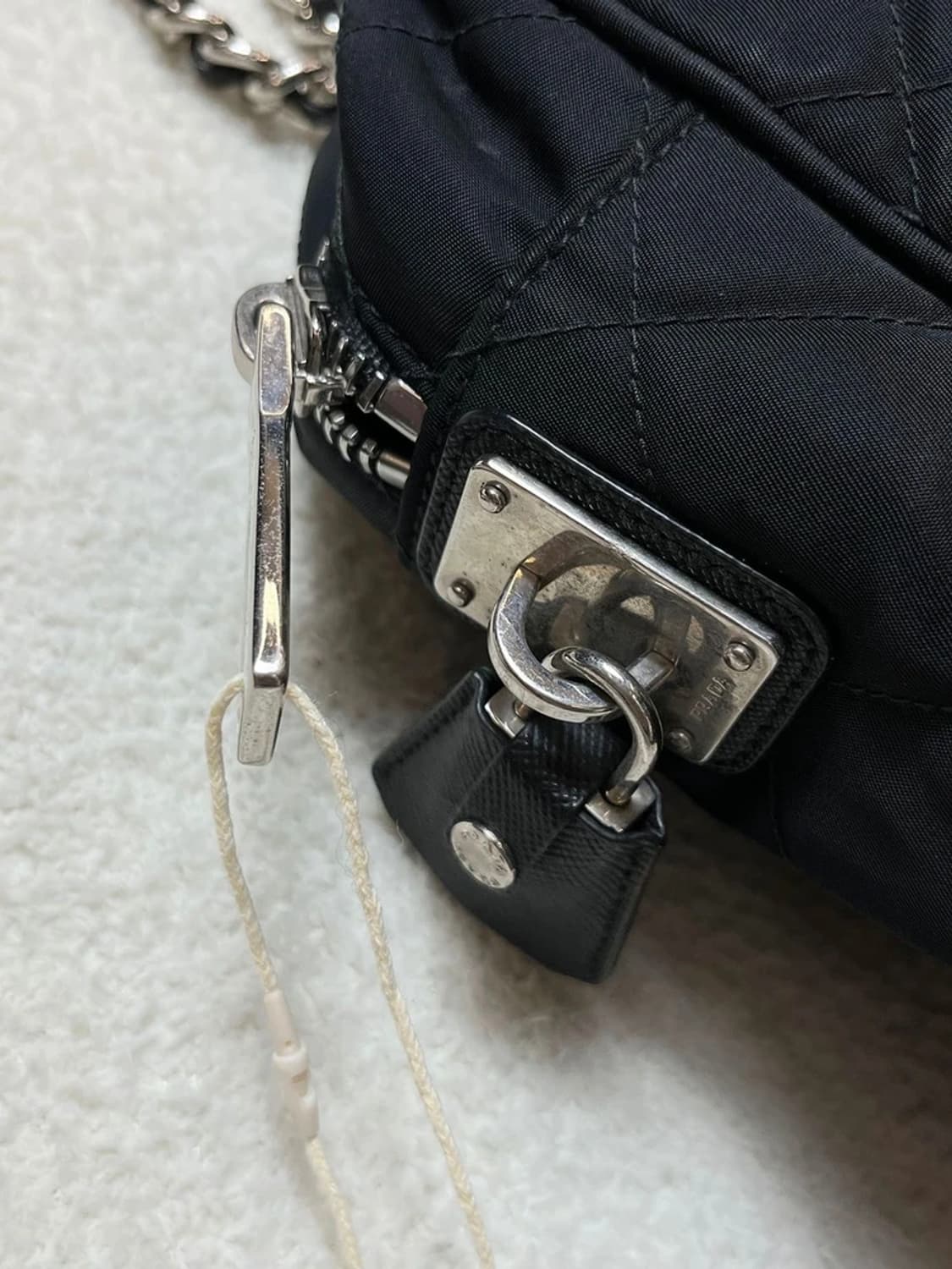 프라다 PRADA 포코노 나일론 퀼팅 체인 숄더백 A1666 상품이미지4