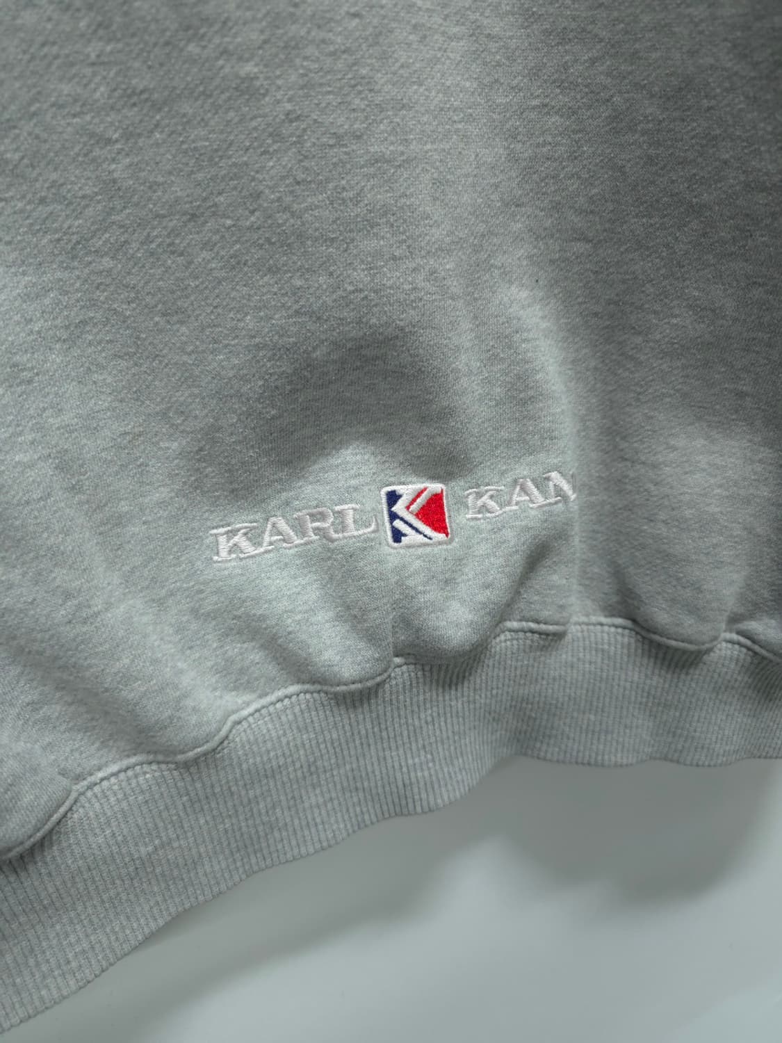 칼카니 남성 패치로고 기모맨투맨 100 상품이미지9