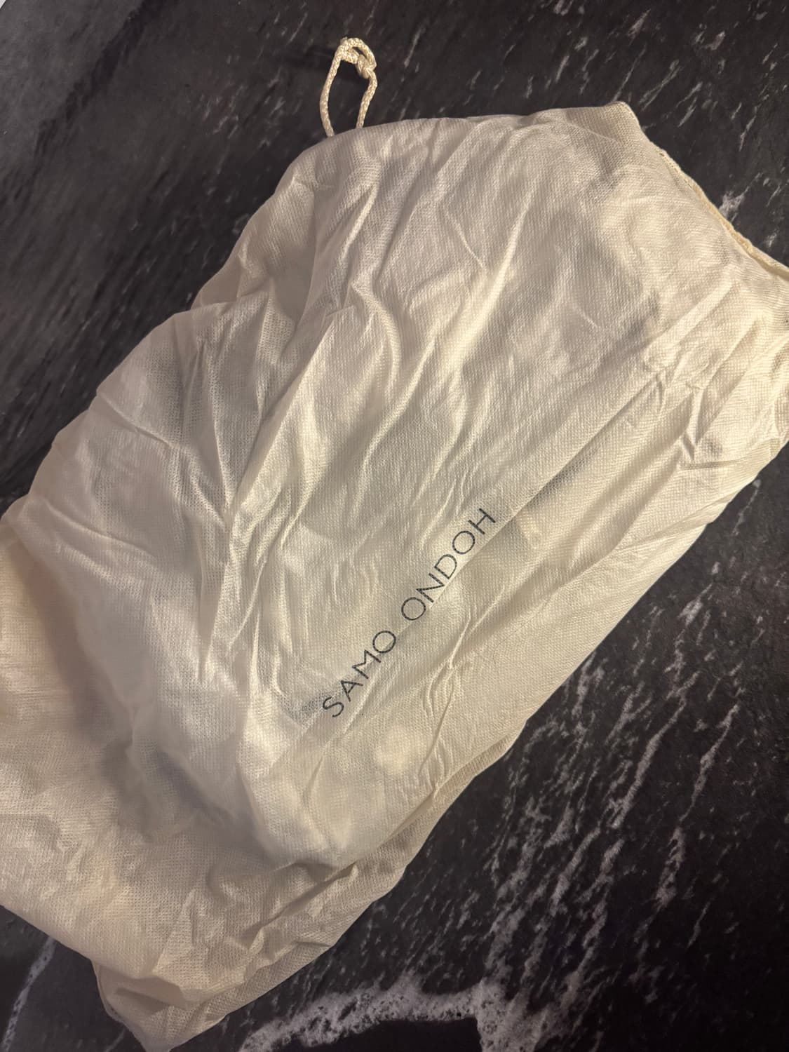 세이모온도 포켓 머그백 L 실버 상품이미지3