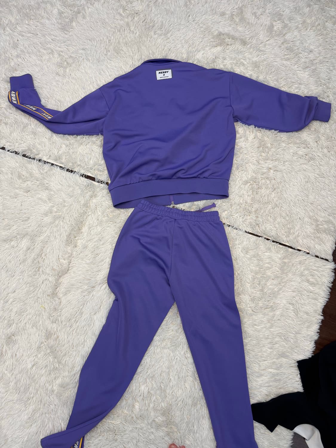 널디 퍼플 셋업 싸게팔아요 상품이미지2