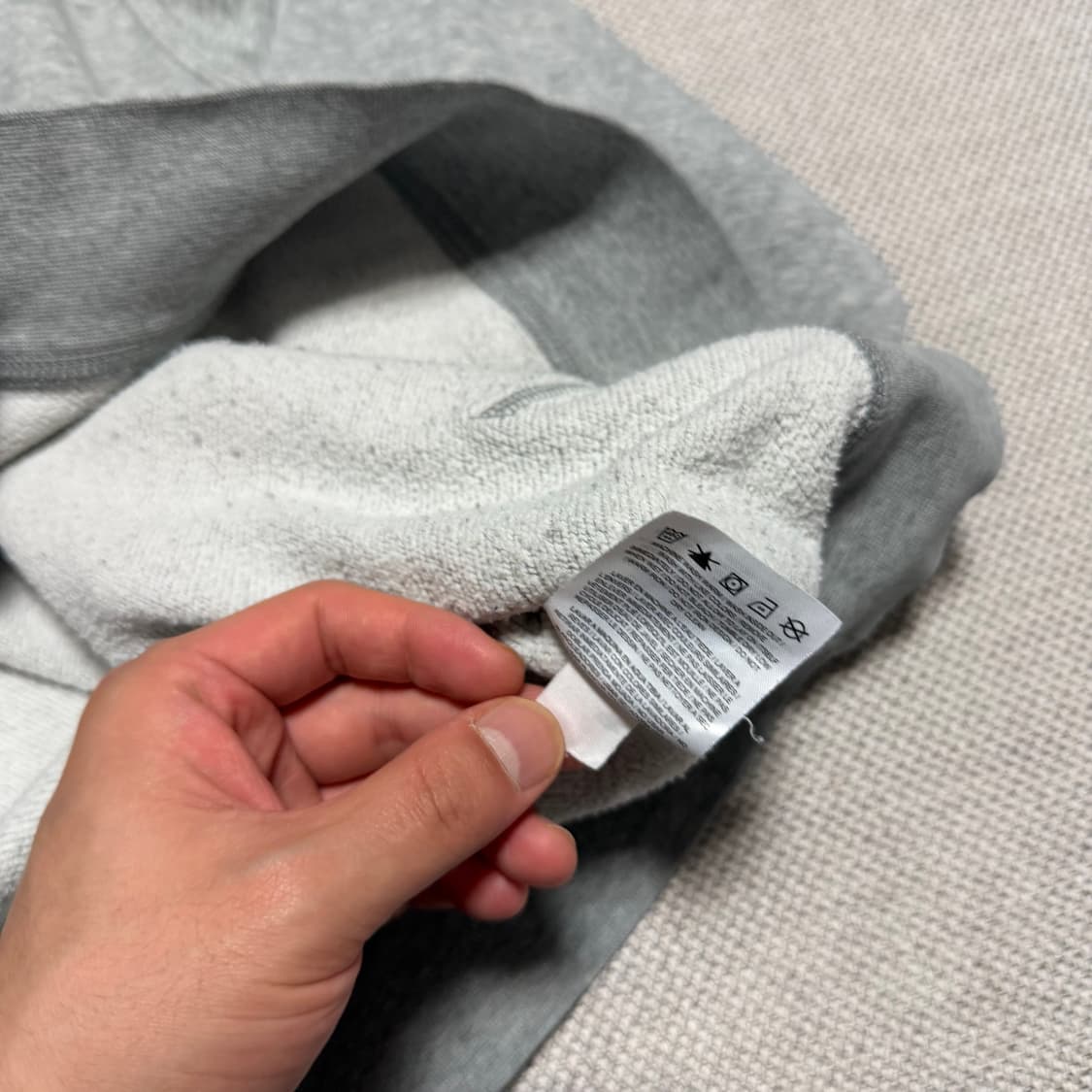 나이키 스몰로고 후드티 상품이미지4