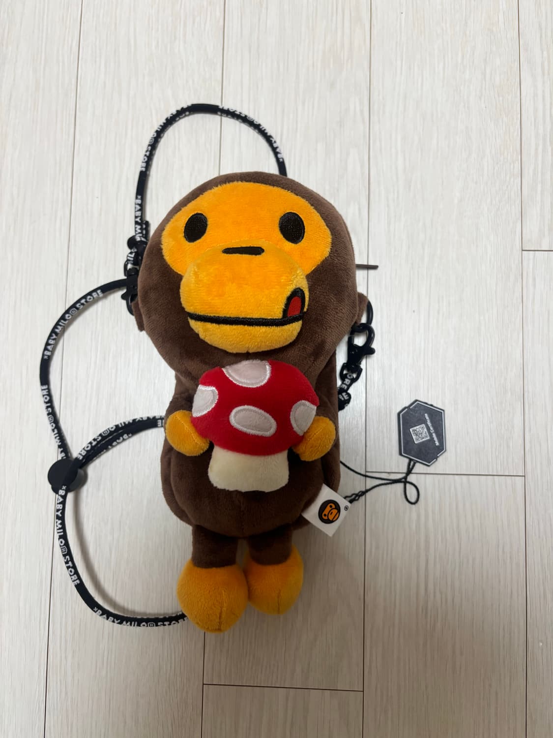 베이프 베이비 마일로 플러시 모바일 백 브라운 상품이미지1
