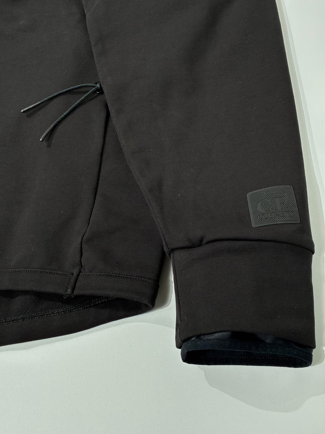 CP컴퍼니 메트로폴리스 스트레치 플리스 스웨트셔츠 블랙 M사이즈 상품이미지3