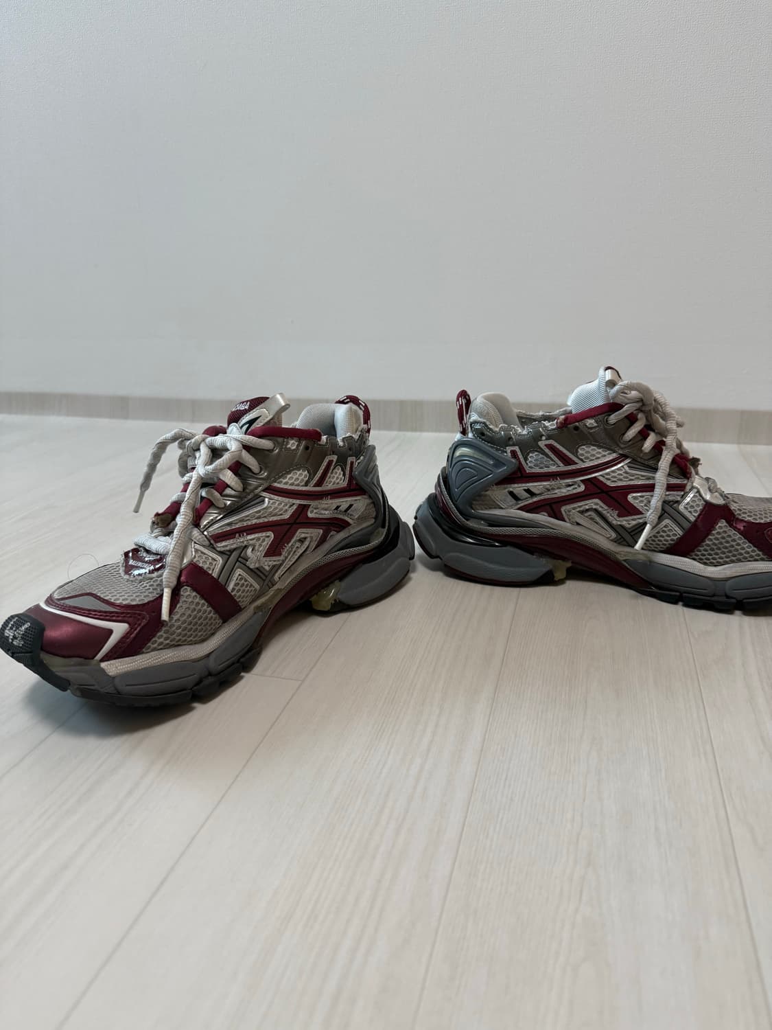 발렌시아가 뉴러너 버건디 41size 상품이미지2