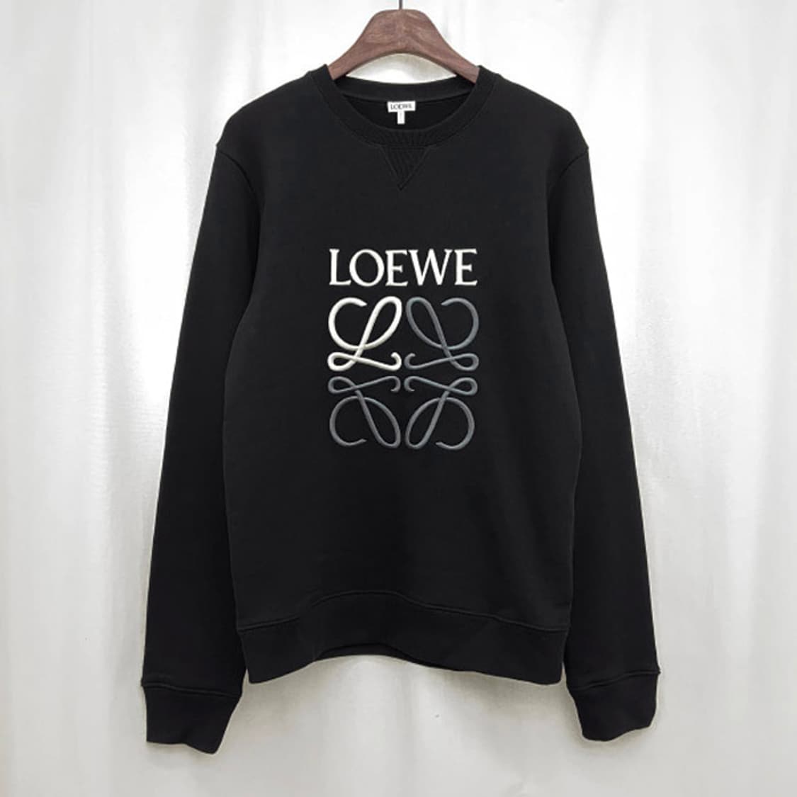 로에베 아나그램 로고 자수 맨투맨 새상품 상품이미지1