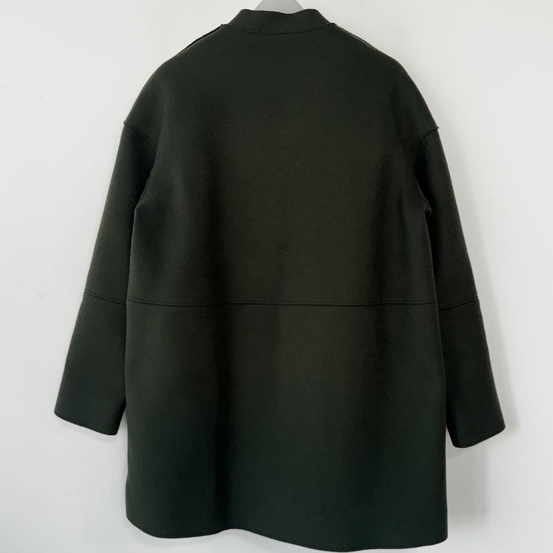 코스 COS 보일드 울 봄버 코트 상품이미지6