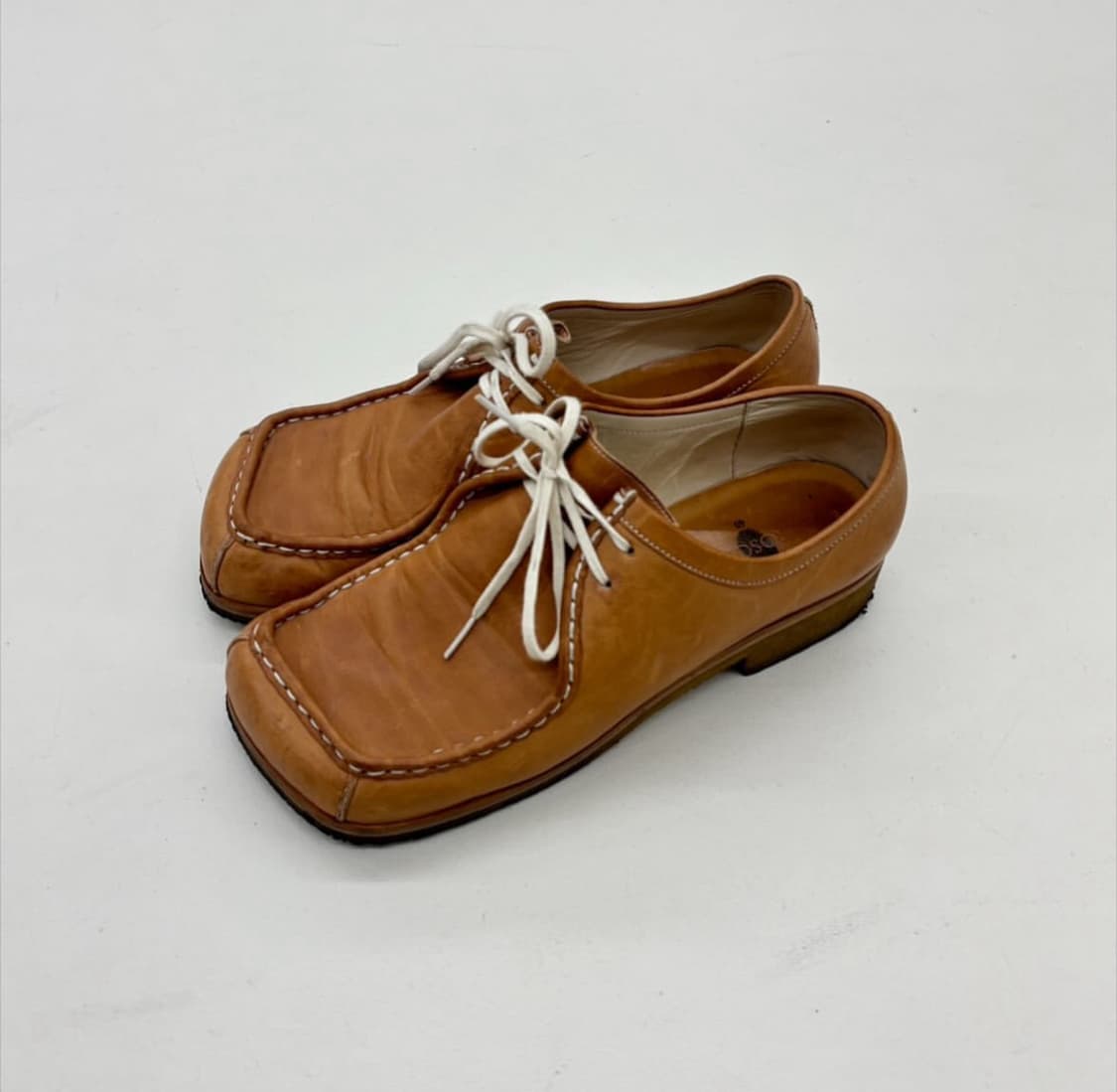 페트로솔라움 스퀘어 더비 상품이미지2