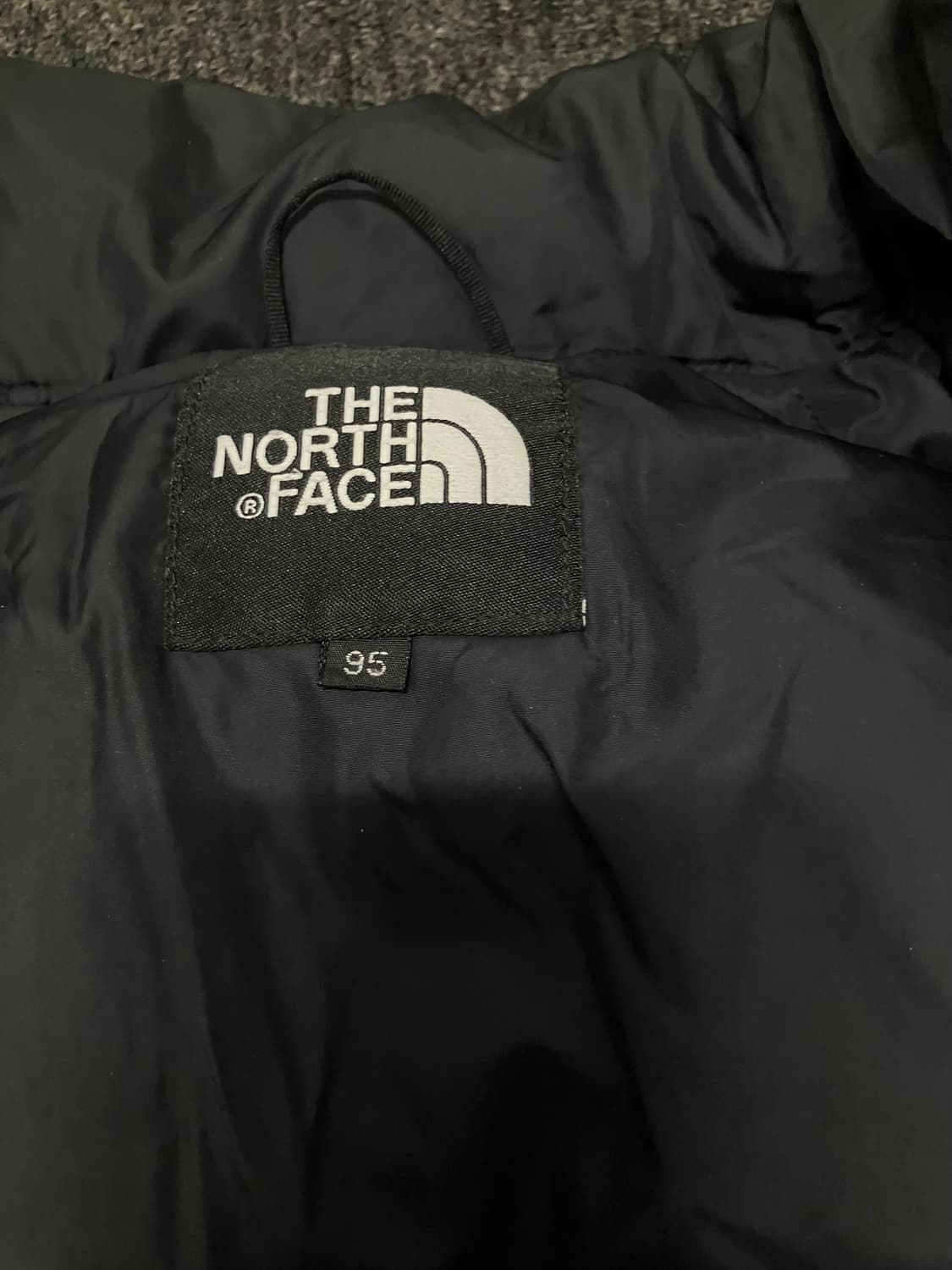 00‘s 노스페이스 눕시 블랙 패딩 상품이미지4