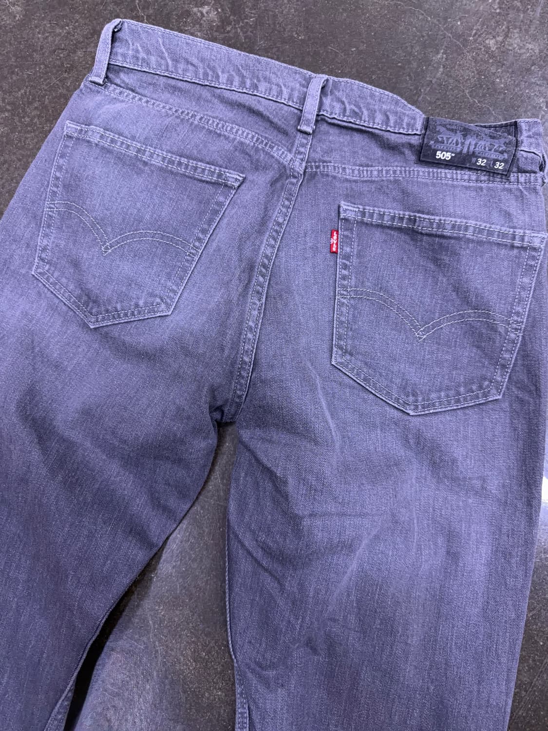리바이스 505 레귤러 스트레이트핏 그레이 워싱 팬츠 32 상품이미지6