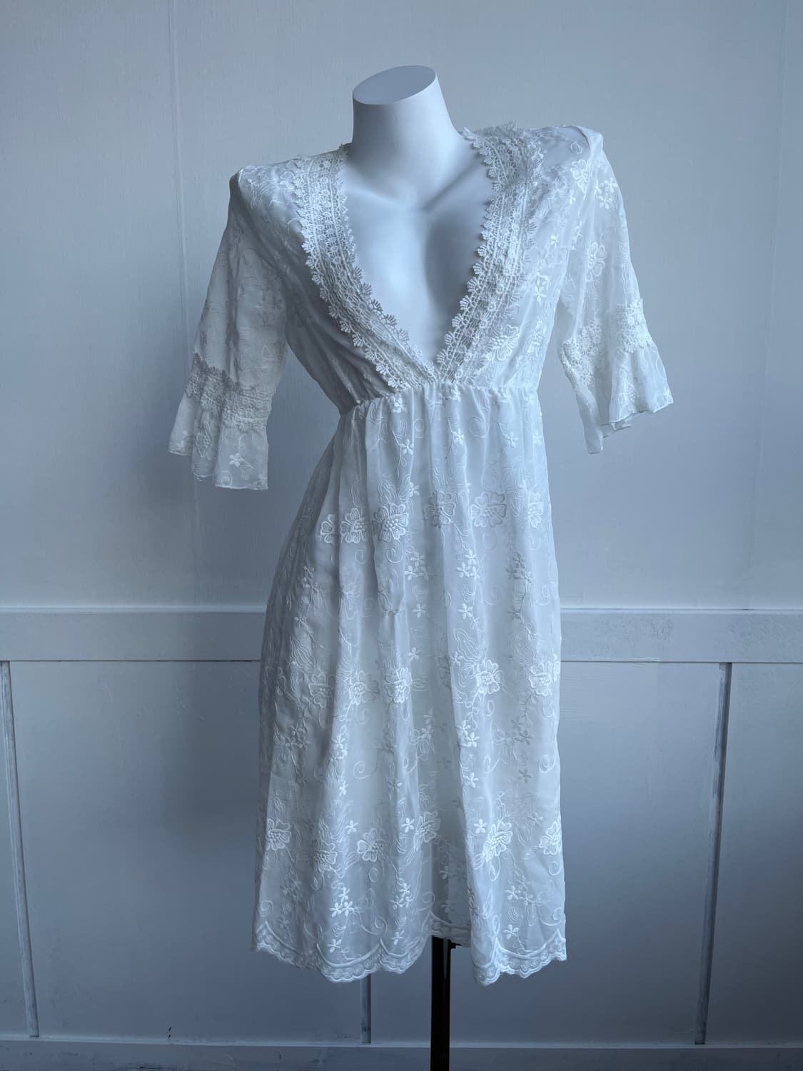 Newlight 레이스 시스루 원피스 상품이미지1