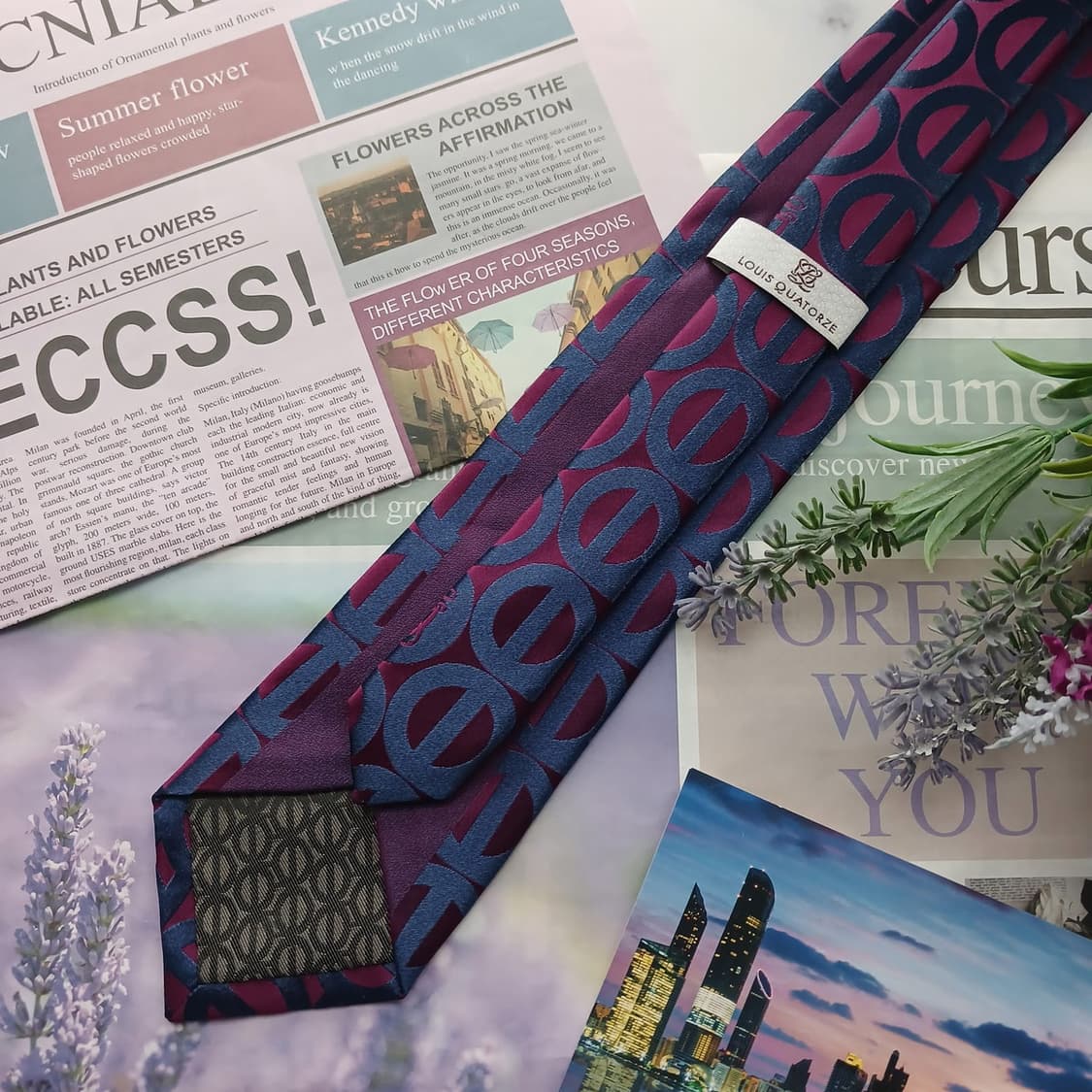 루이까또즈 실크 퍼플 로고 패턴 넥타이 8.9cm A+등급 A18722
 상품이미지4