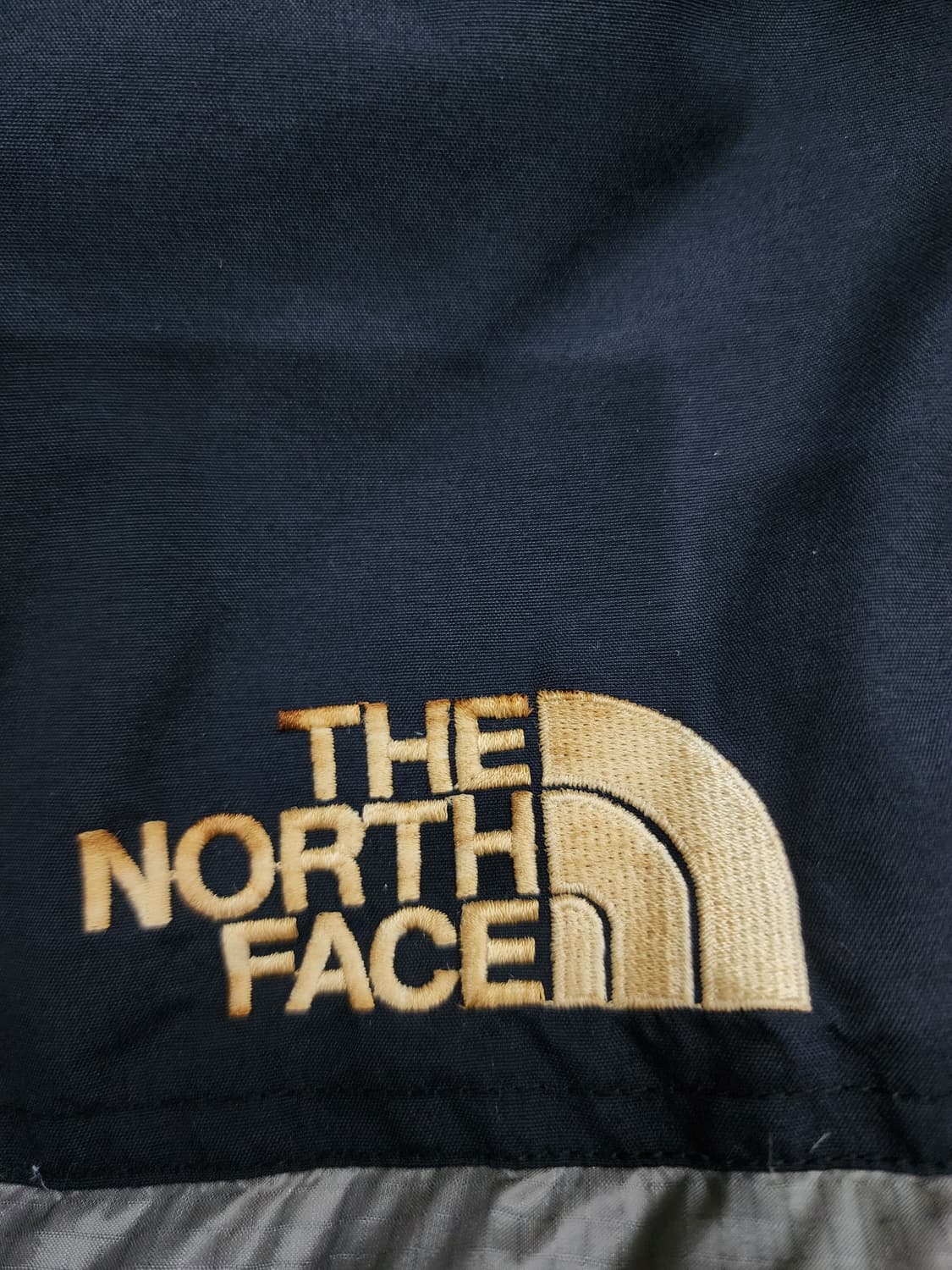 노스페이스 고어 드라이로프트 700 다운 패딩 105 상품이미지8