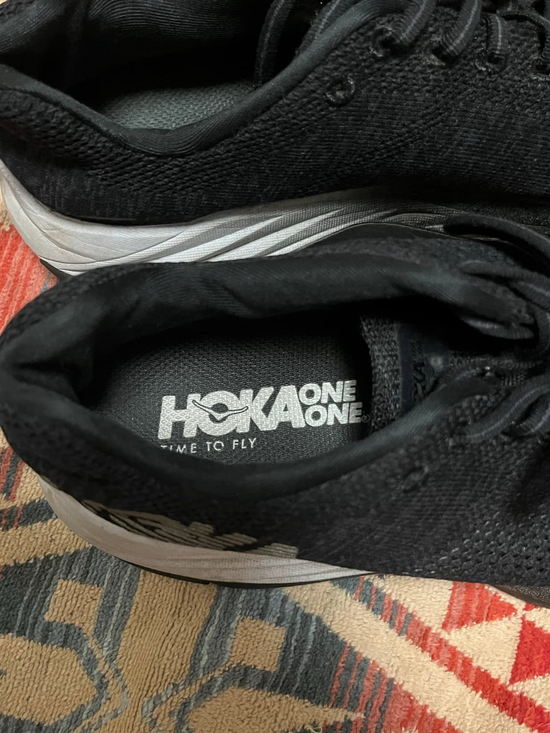 Hoka one one mach fly at night 상품이미지5