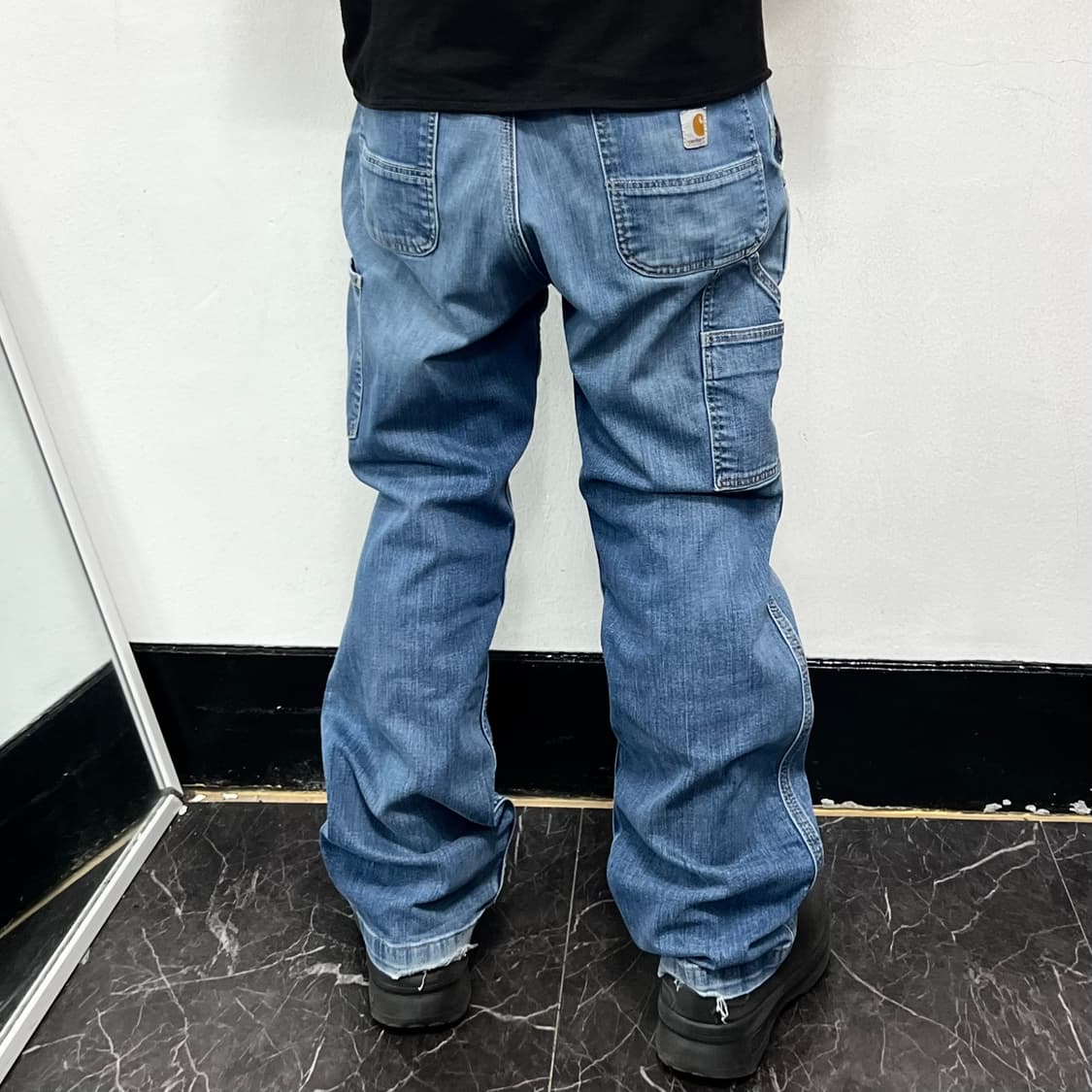 칼하트 릴렉스드핏 워시드 카펜터 데님 팬츠 상품이미지3