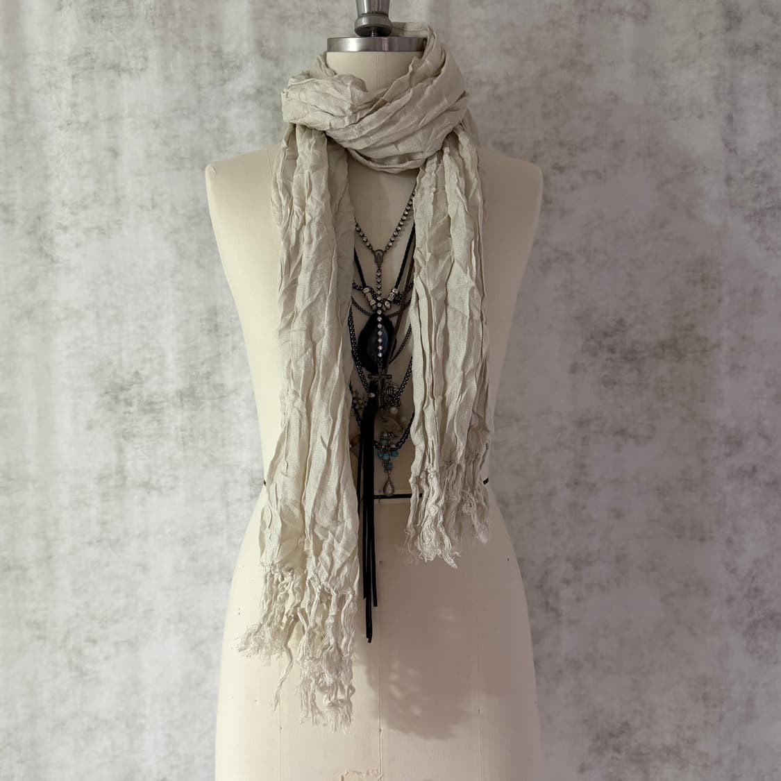 Grunge scarf 상품이미지1