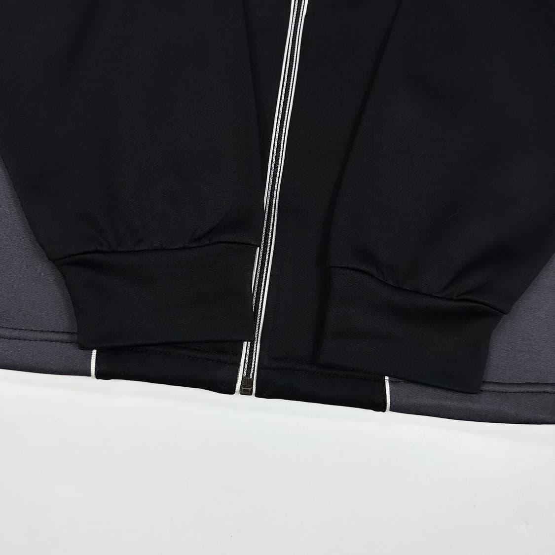 요넥스 트레이닝 건담 트랙탑 져지 (L) 상품이미지4