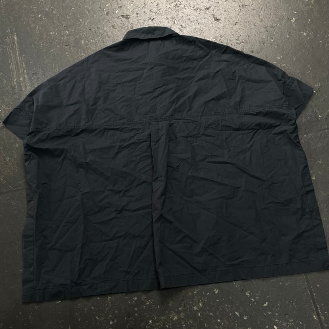 코스 오버핏 반팔 셔츠 상품이미지5