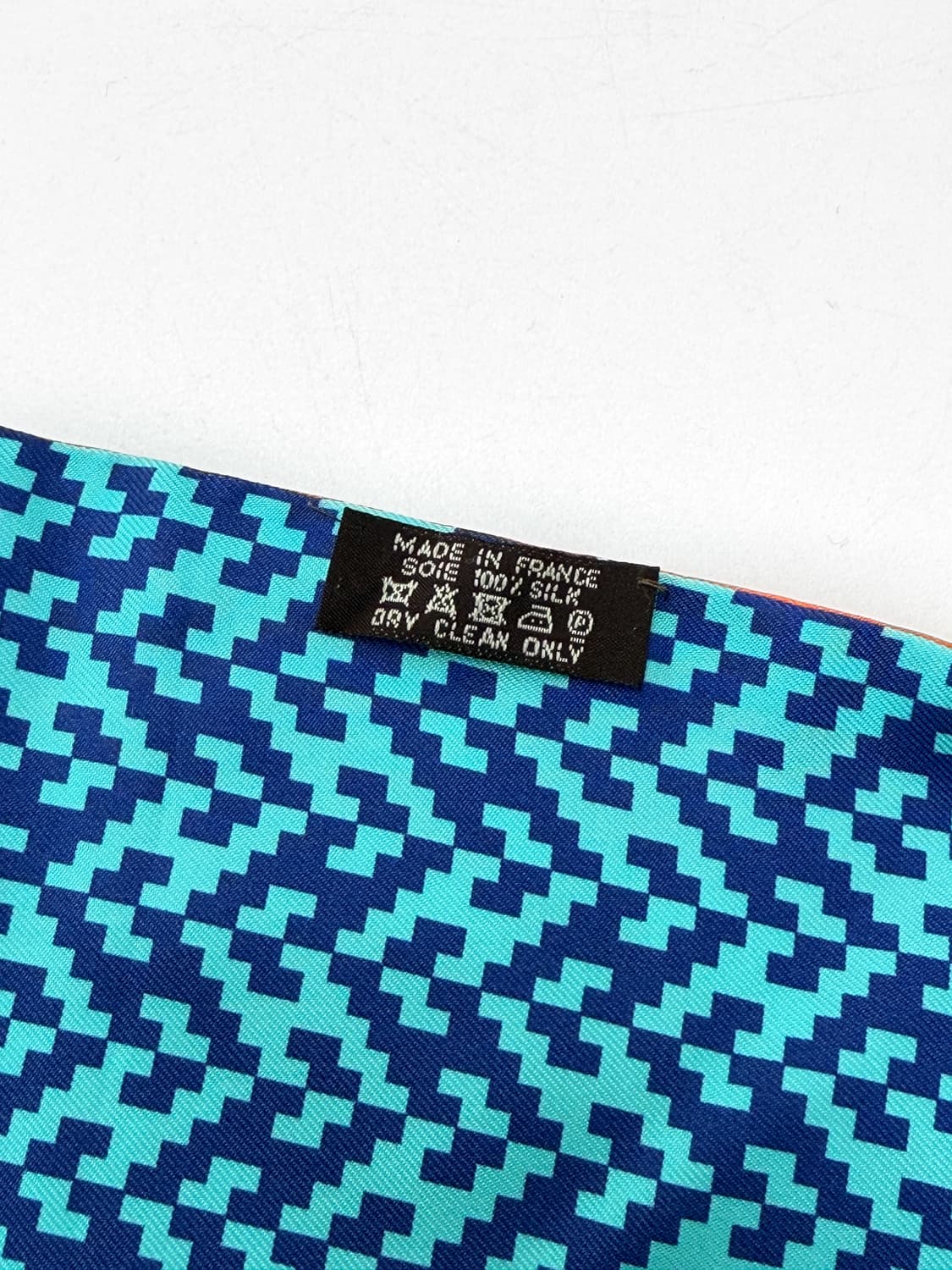 에르메스 맥시 트윌리 컷 스카프 상품이미지6