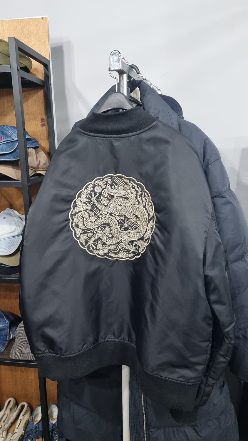 정조왕 용자수 검정항공점퍼 (어바웃엠브로) xL(105~110) 상태좋음 상품이미지3