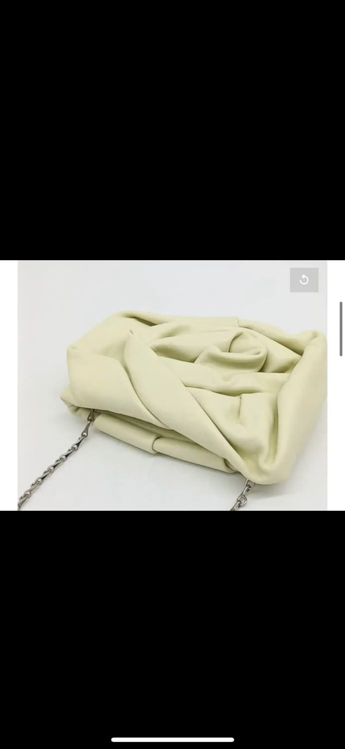 (새상품)버버리 로즈 레더 체인 크로스백 상품이미지6