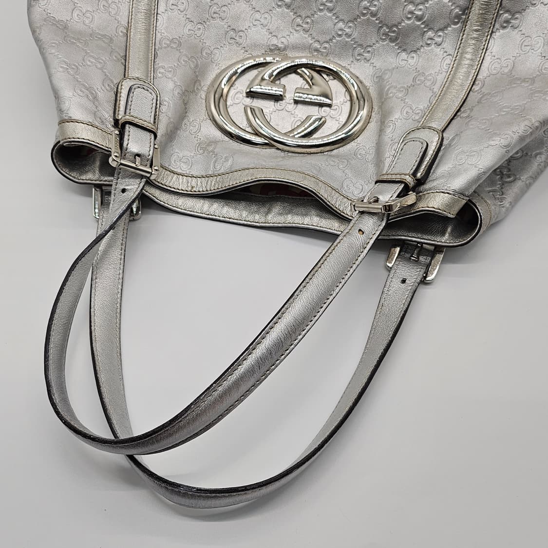 정품 구찌 메탈릭 숄더백 상품이미지7