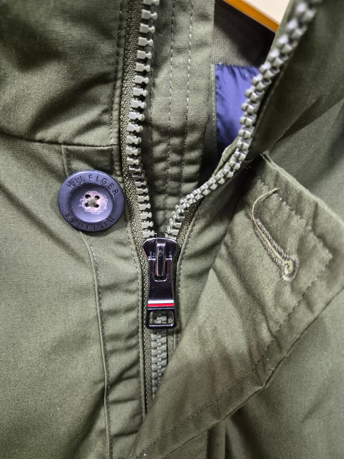 타미힐피거 카키색 패딩 봄버 자켓 남성L 상품이미지4