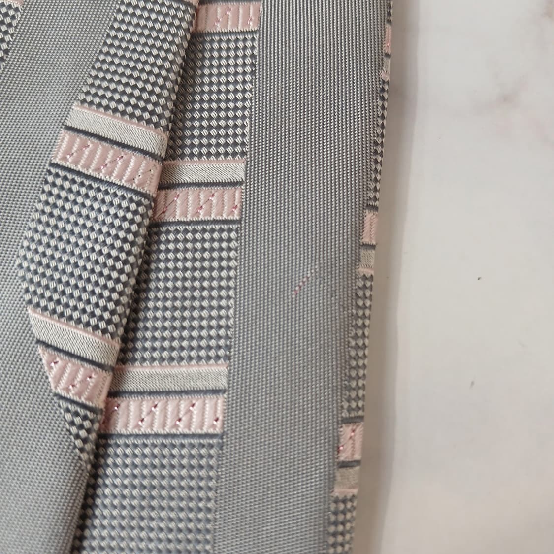 발망 실크 그레이 스트라이프 넥타이 9.5cm A+~A등급 A19569
 상품이미지9