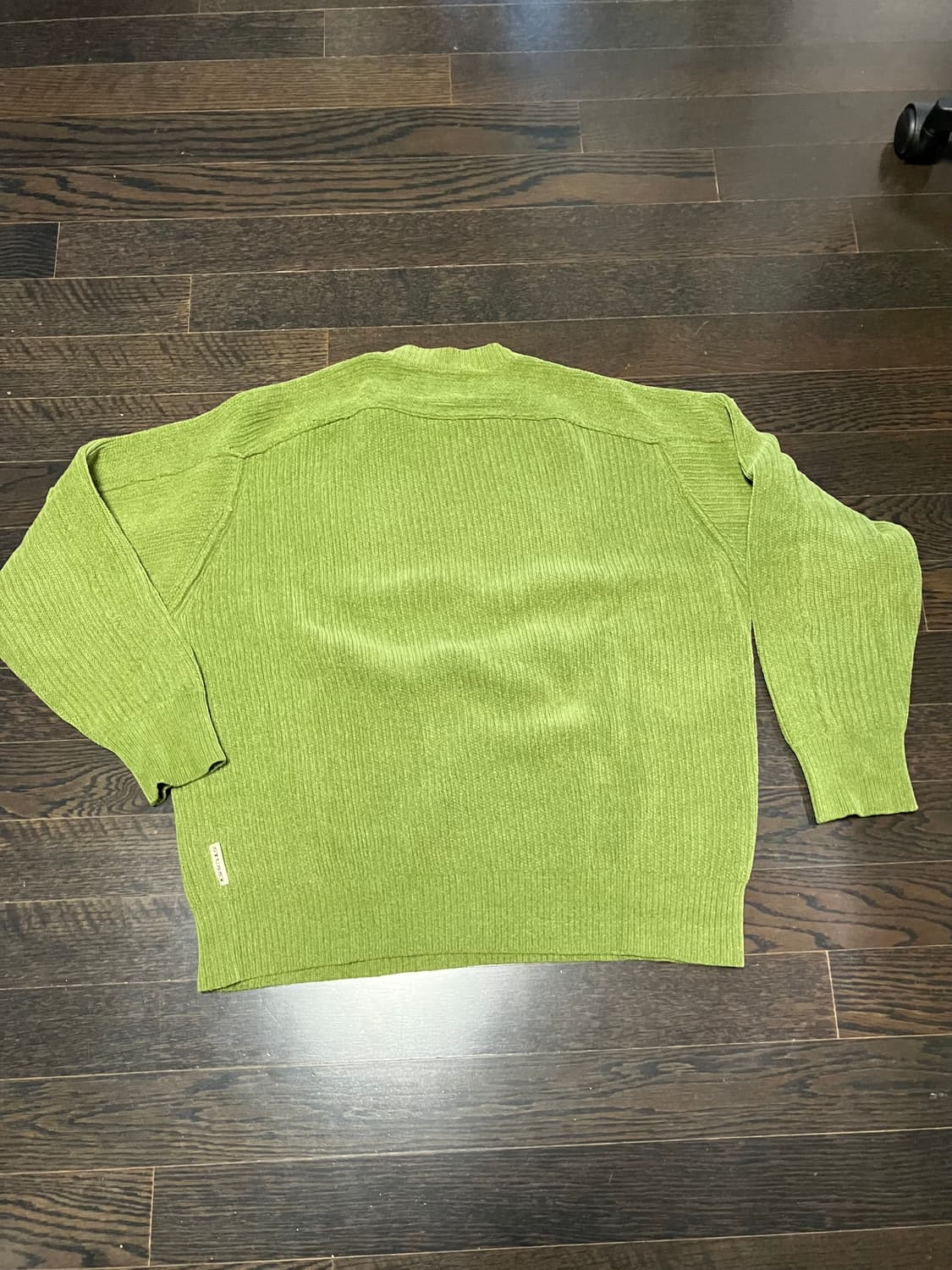 스투시 chenille sweater 상품이미지3