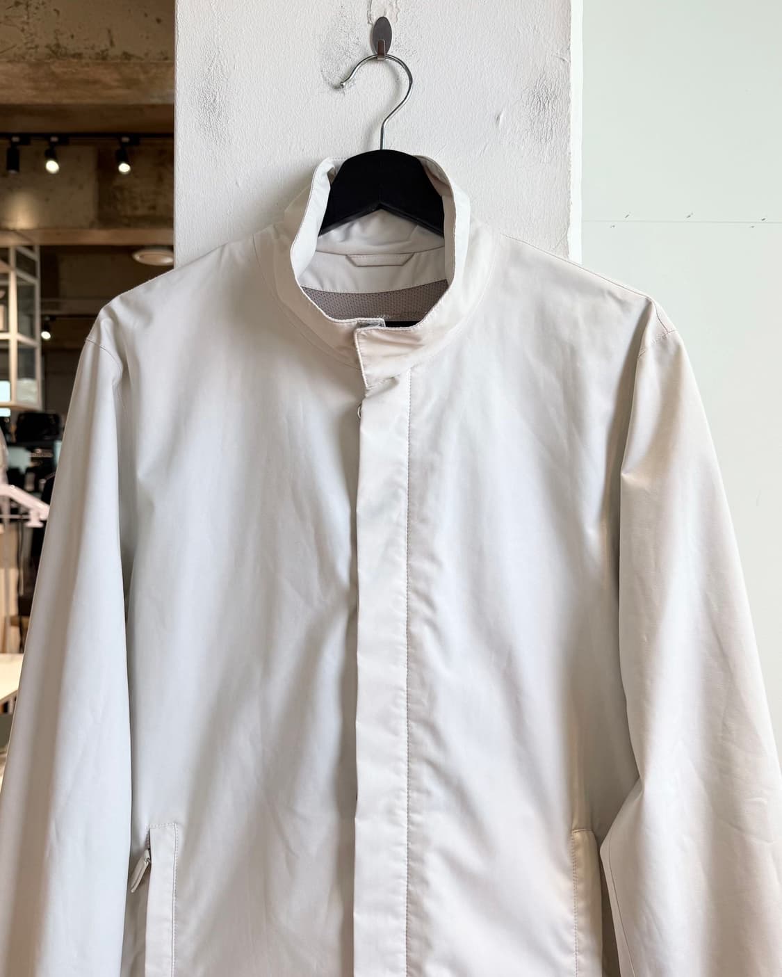  프라다 베이지 폴리에스테르 히든지퍼 자켓  상품이미지2