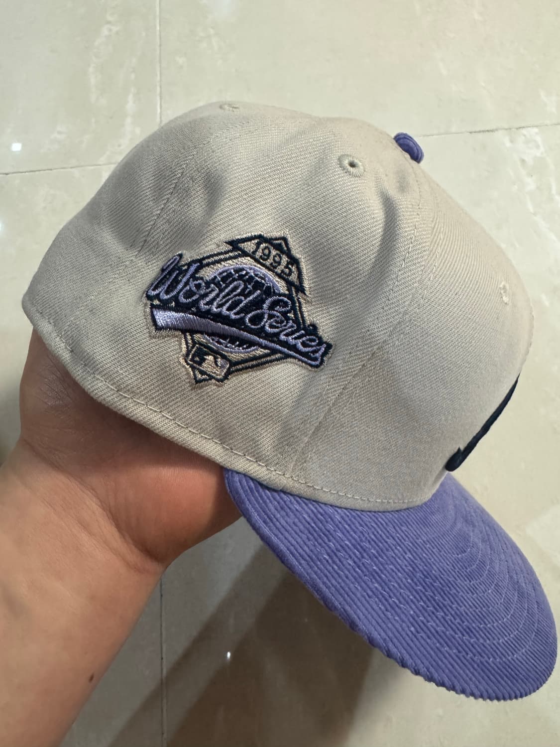 뉴에라 애틀랜타 브레이브스 코듀로이 피디드 캡 5/8 미시착  상품이미지2