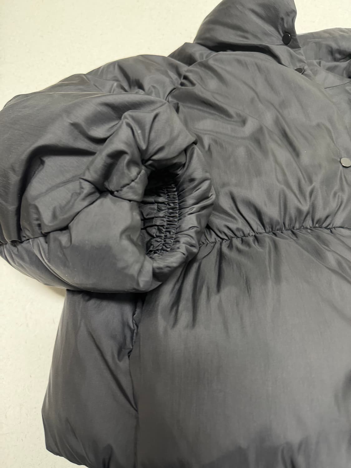 모한 구스다운패딩 블랙 상품이미지8