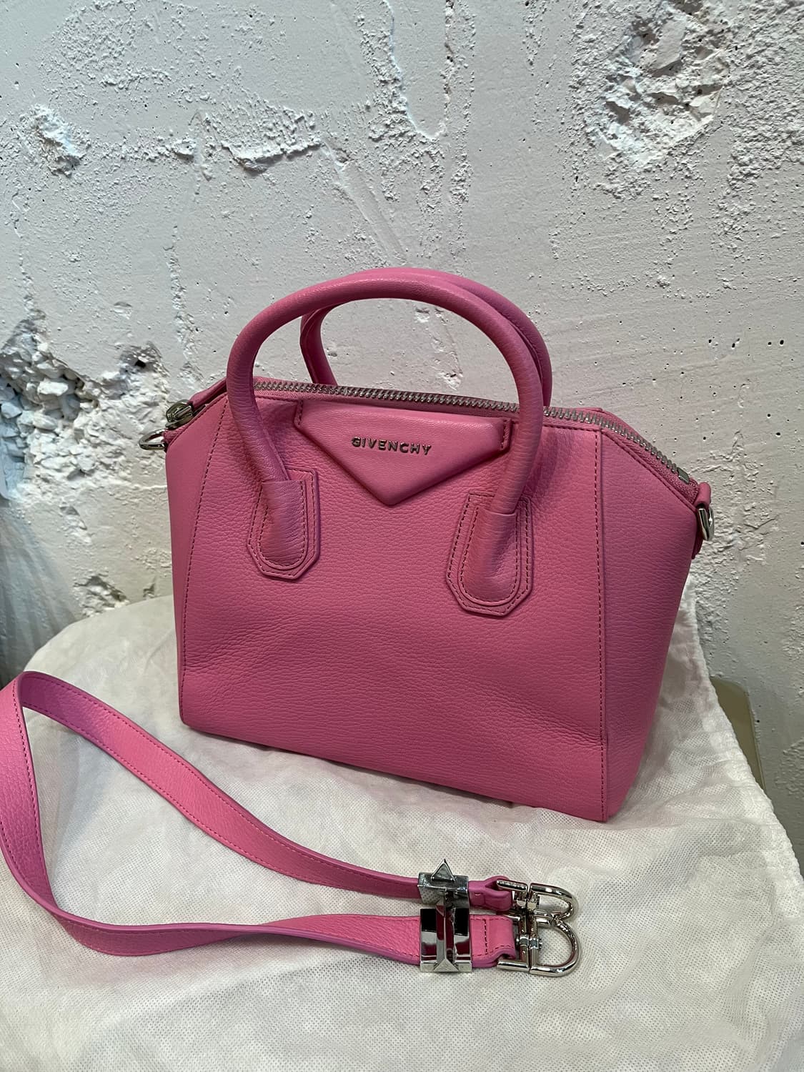 GIVENCHY 지방시 안티고나백 가방 상품이미지1