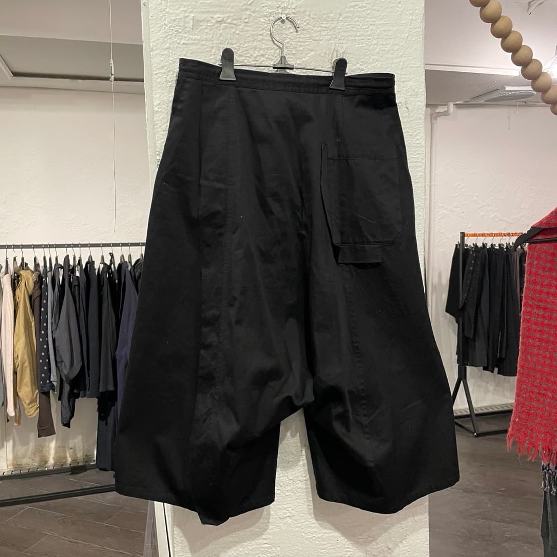 요지야마모토 컷아웃 하카마 팬츠 상품이미지1