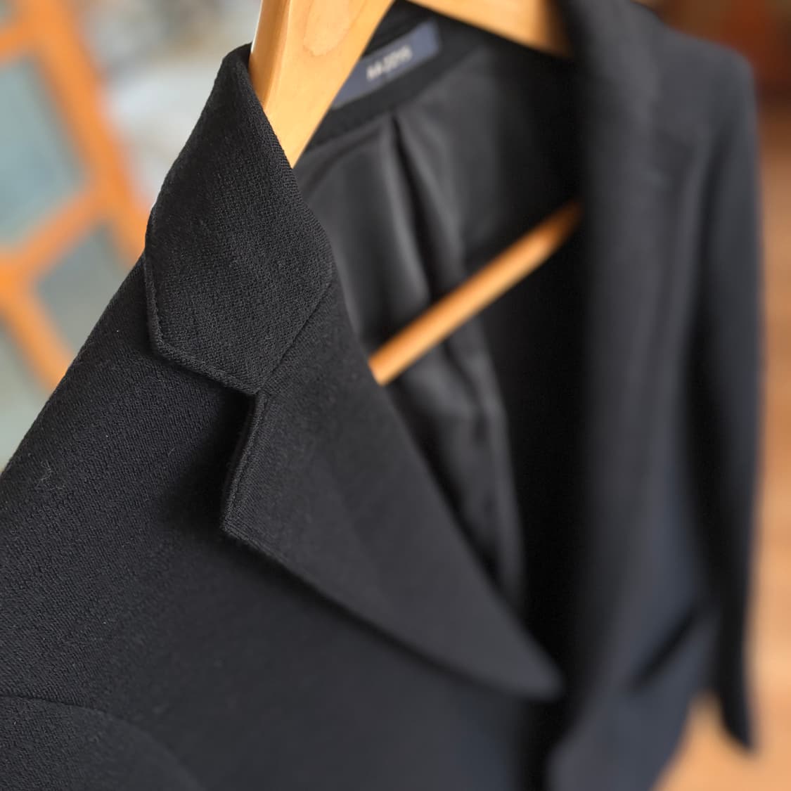 헤지스 슬림 95 자켓 다크네이비 양가죽 디테일 독특한 질감 상품이미지5