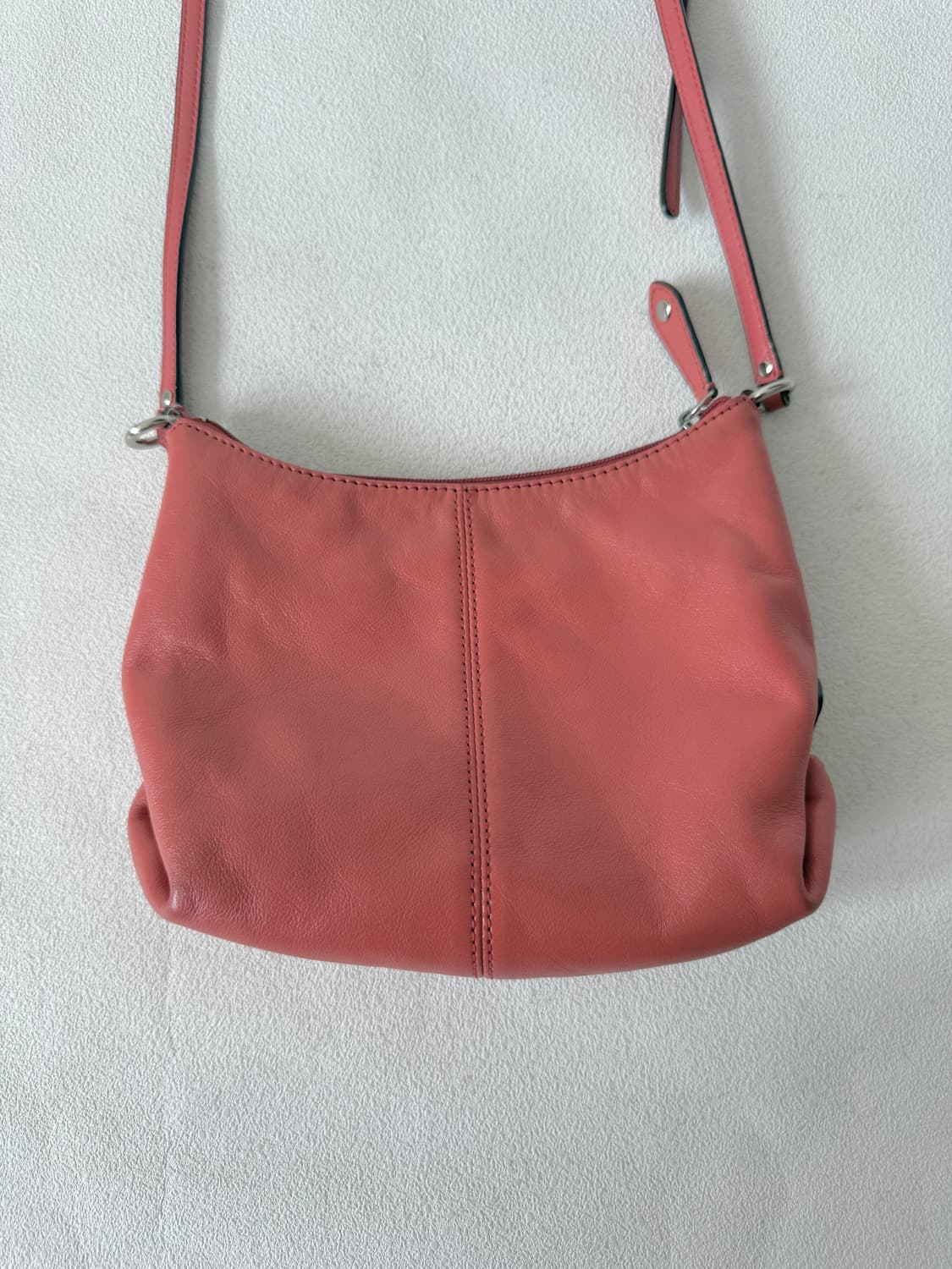 코치(COACH) 레더 크로스백 상품이미지6