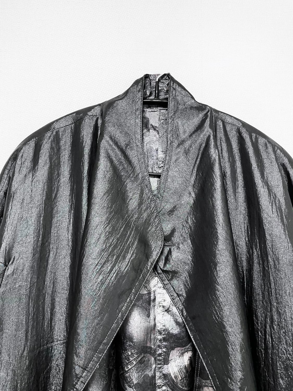 Reversible Glossy Floral Jacket - Black 상품이미지6