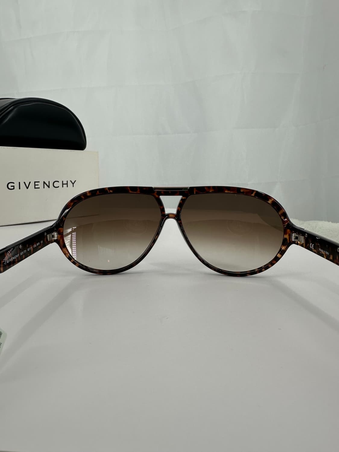 [새상품 무료배송] 정품 지방시 Made in Italy 선글라스 상품이미지8