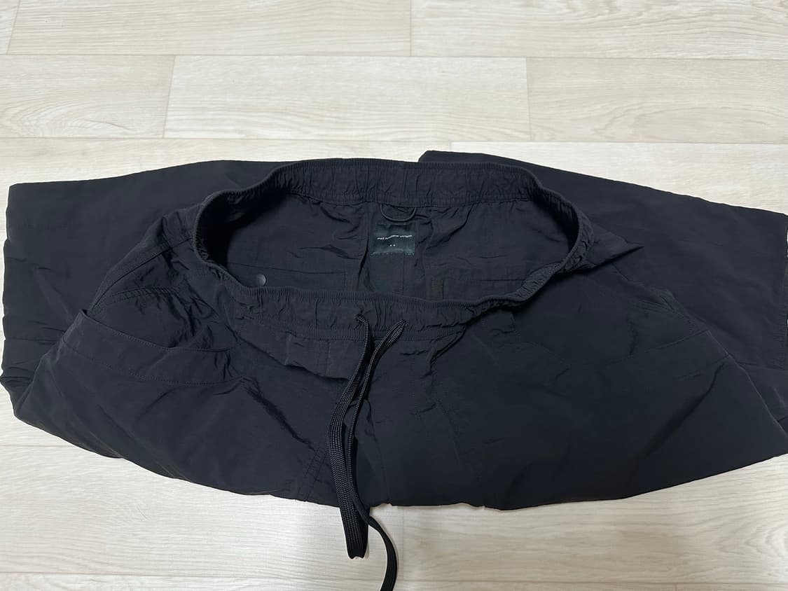 모이프 moif roomy pocket shorts black 2 상품이미지5