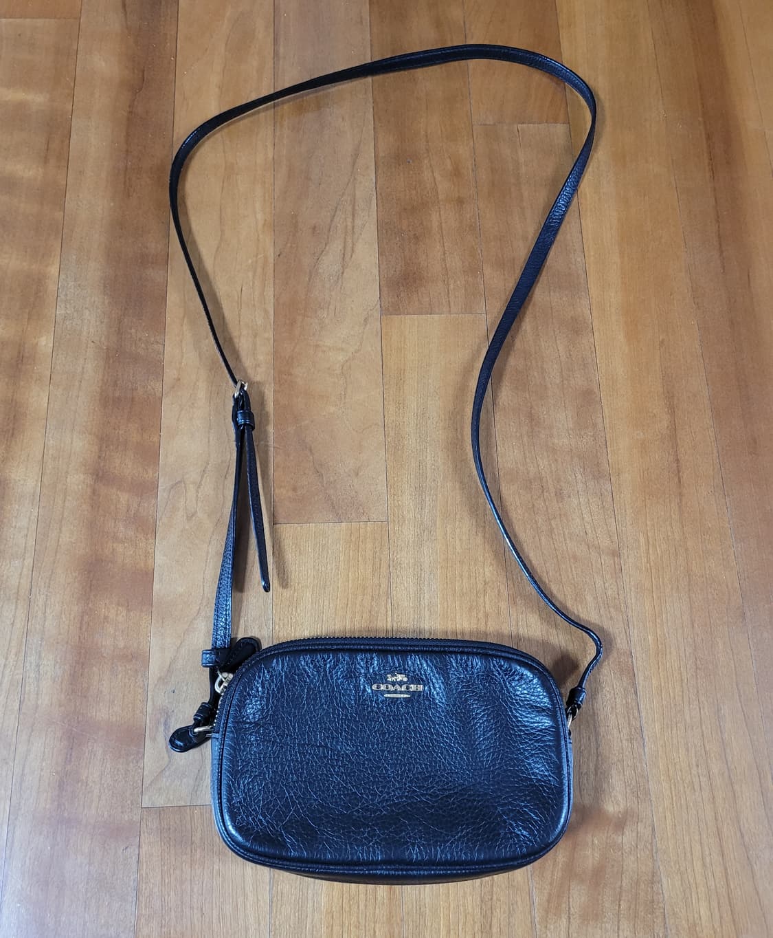 코치 카메라백 크로스백 상품이미지1