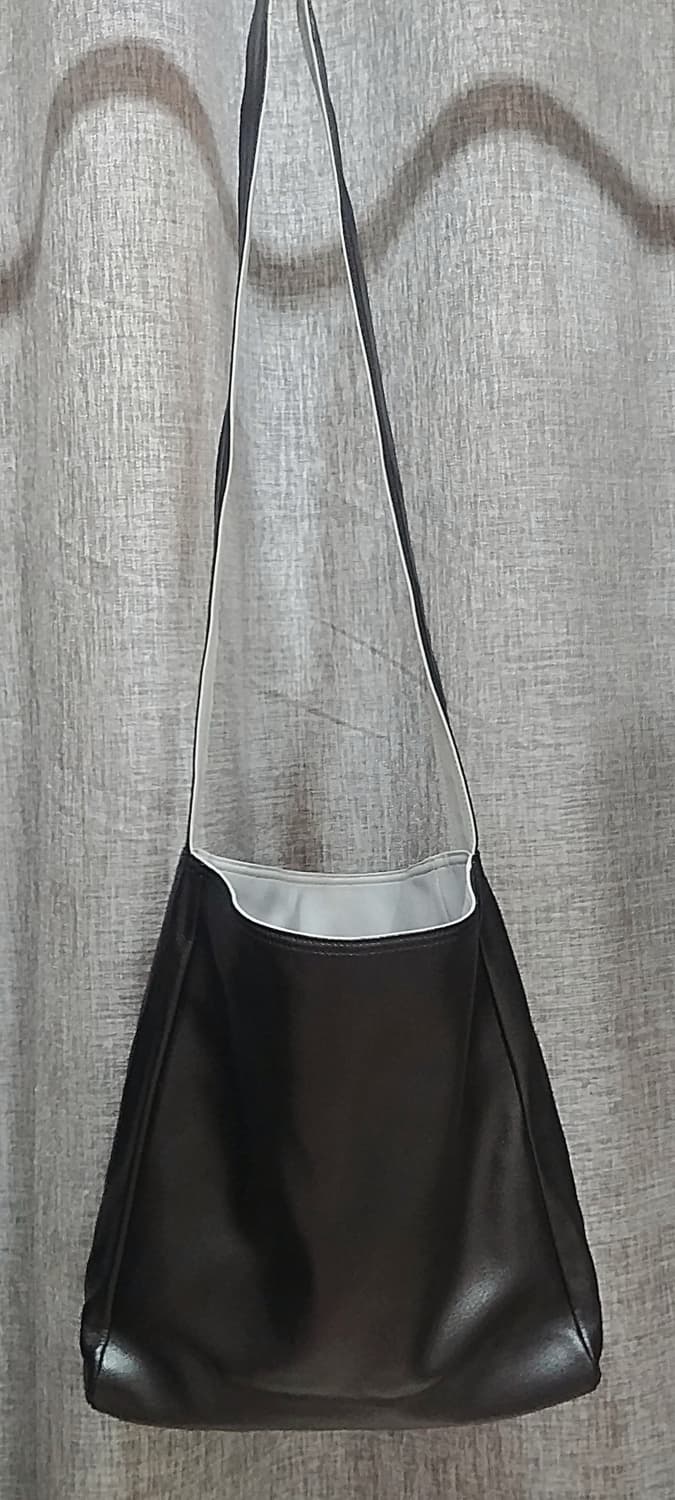 마크바이 마크제이콥스 리버서블 소가죽 숄더크로스백 상품이미지3