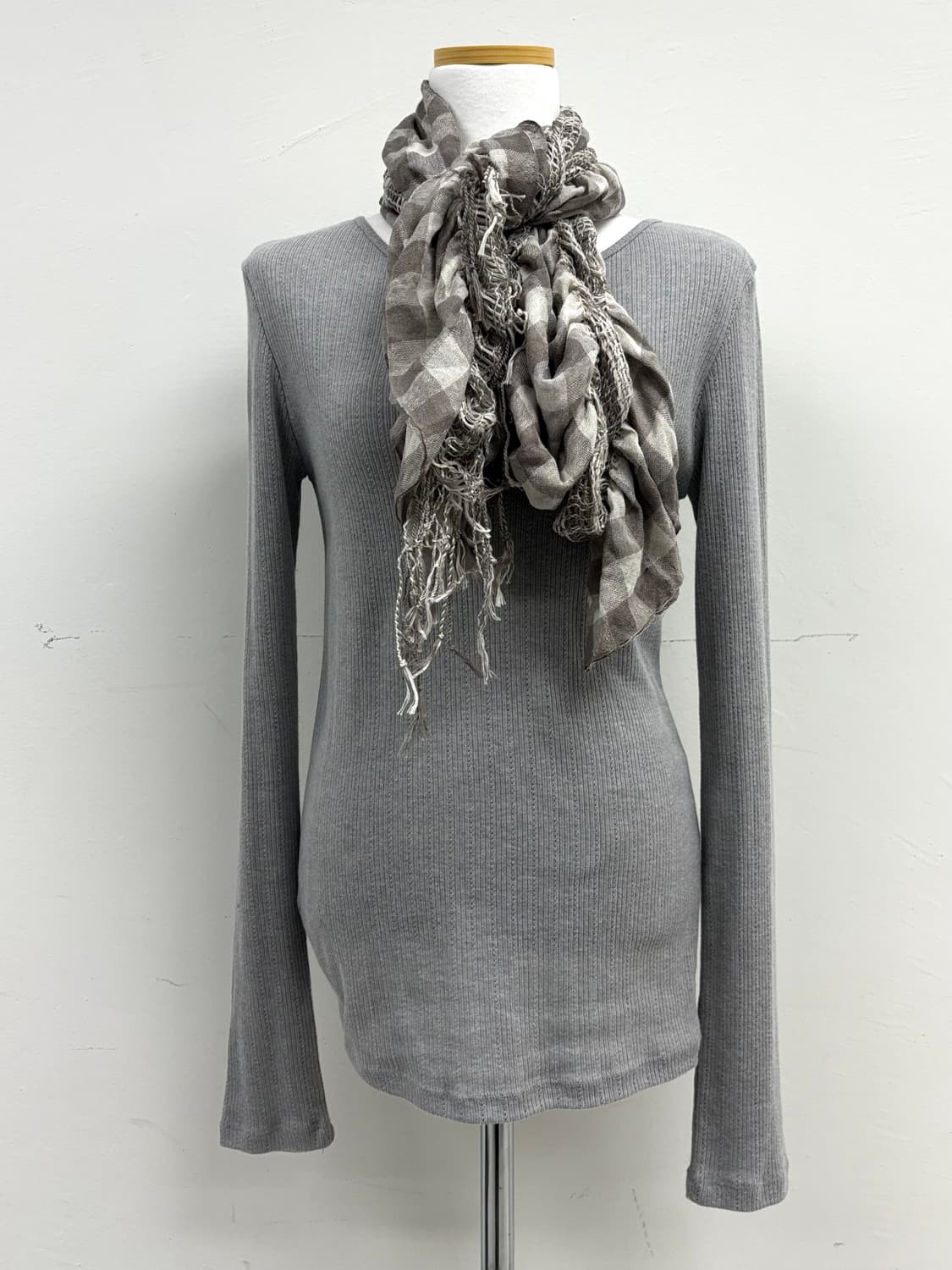 빈티지 베이지 체크 머플러 상품이미지2