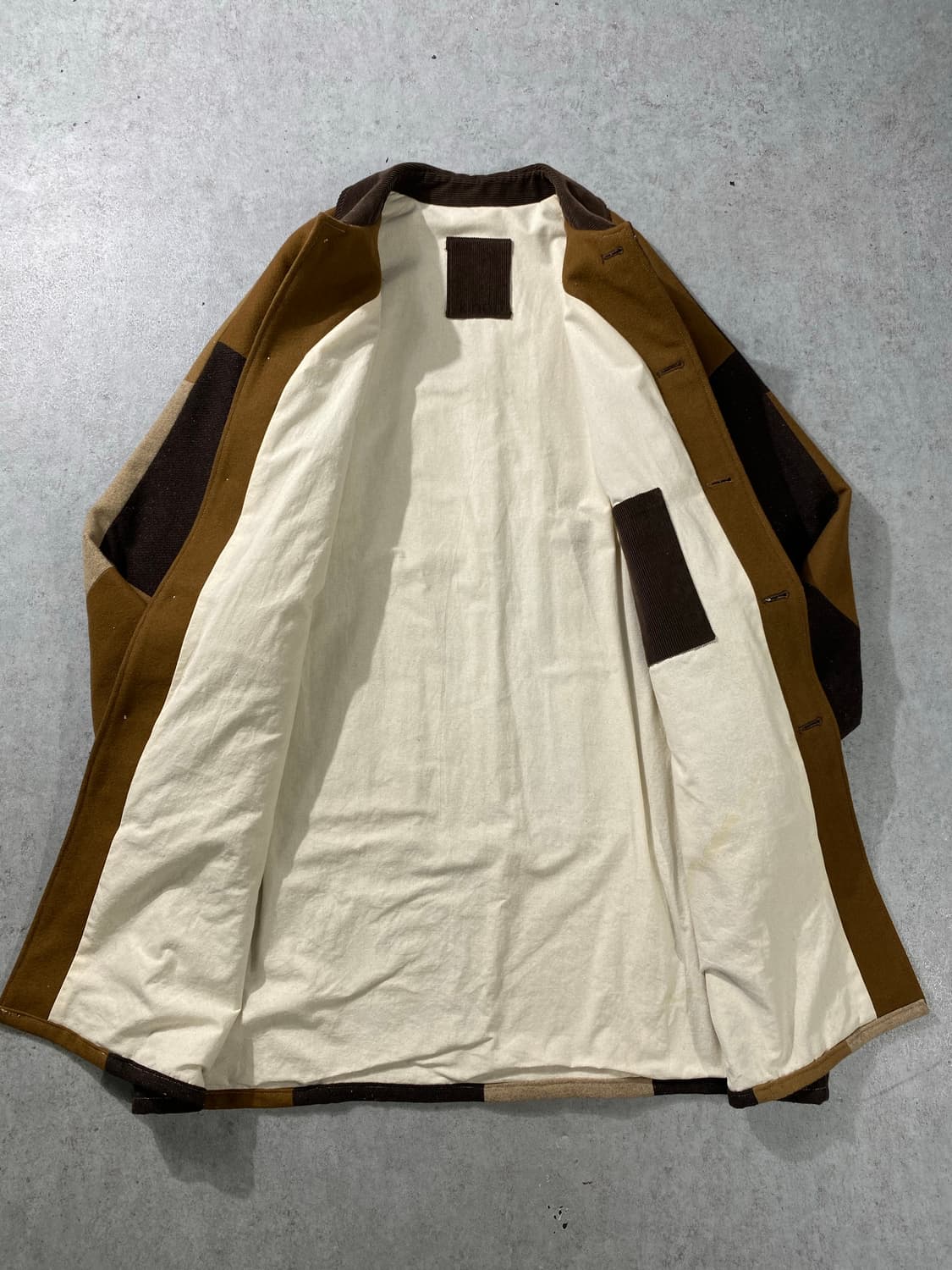 [L] KINOTT 키노트 브라운 패치워크 코트 상품이미지5