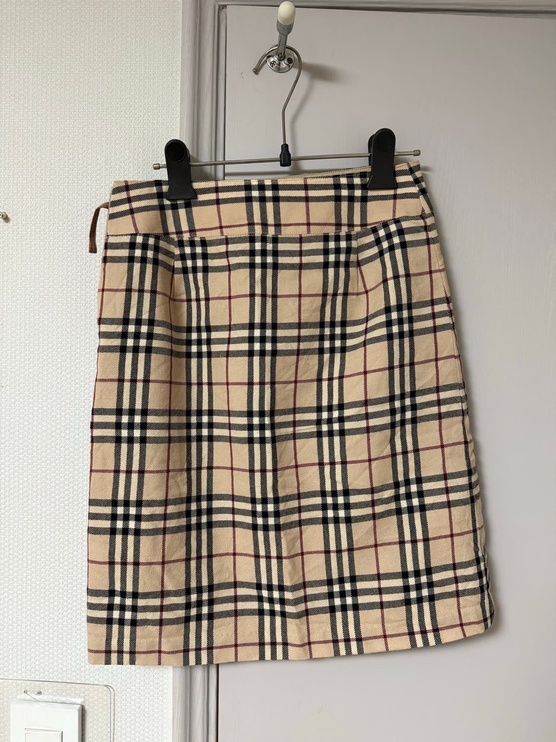정품) 버버리 울100 노바체크 스커트 36 상품이미지1