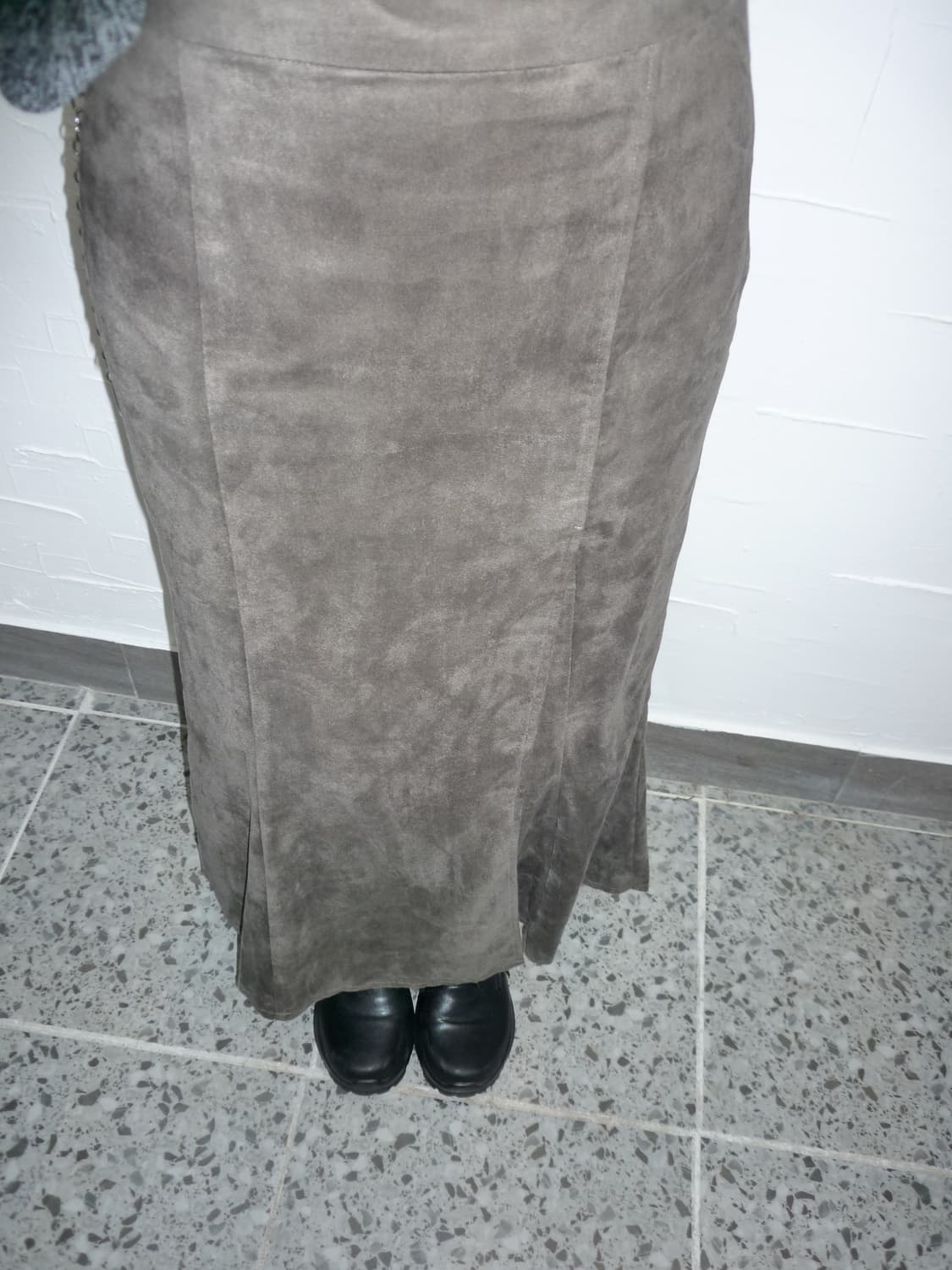 Khaki suede long skirt 상품이미지2