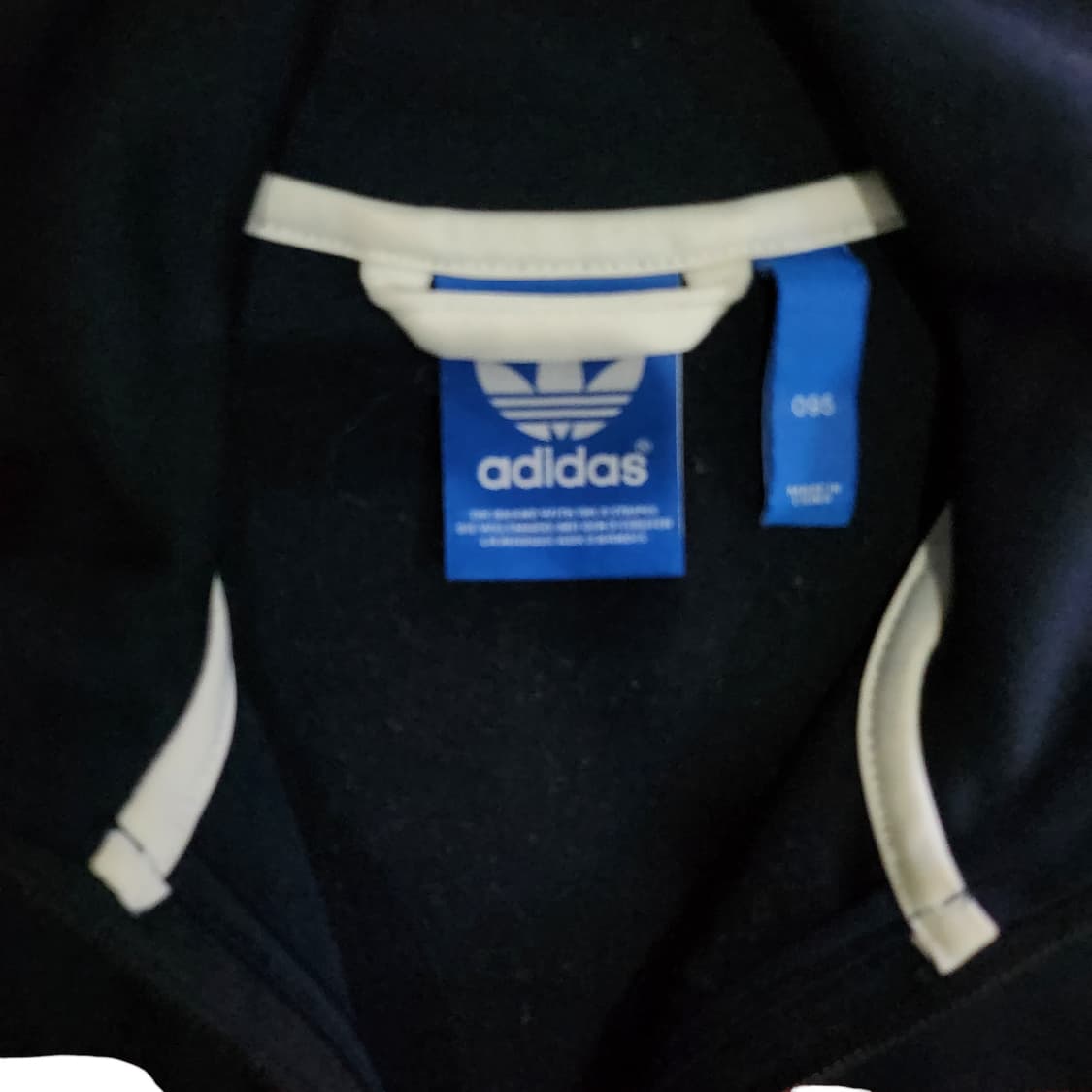 아디다스 트랙탑 상품이미지2