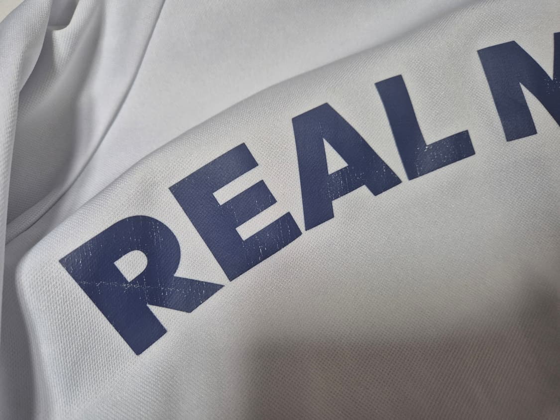 레알 마드리드 트레이닝 상의 팝니다  상품이미지3