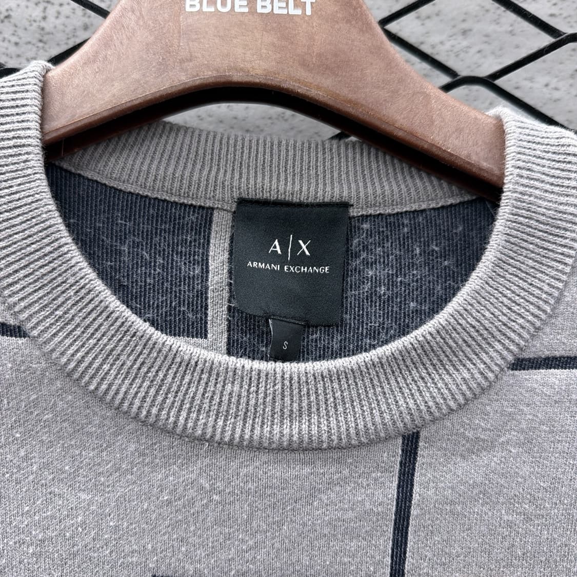 A/X 아르마니 익스체인지 미니멀 패턴 니트 지그재그 디테일 그레이 상품이미지7