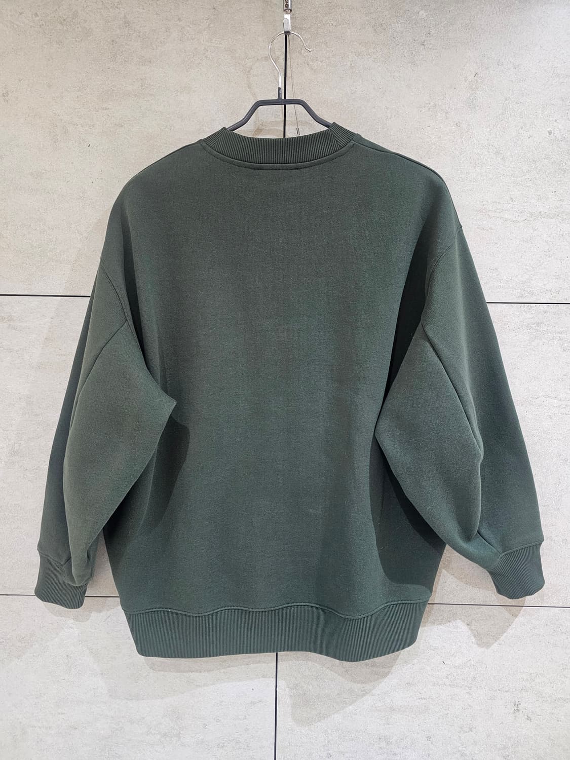 아크네스튜디오 맨투맨 상품이미지4