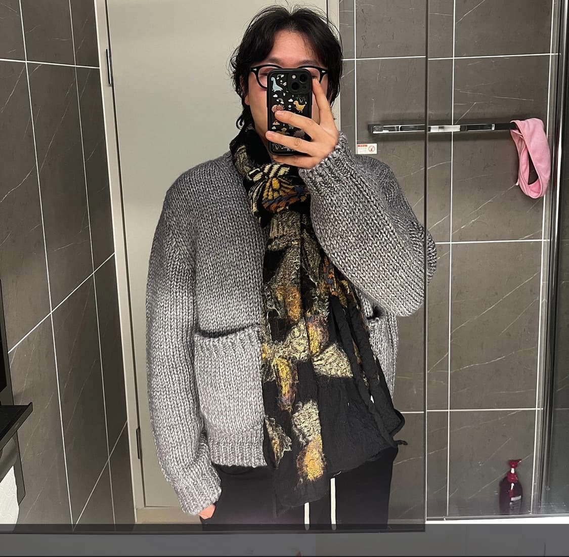 stu 에스티유 가디건 디멘션 그레이 L팝니다 상품이미지2