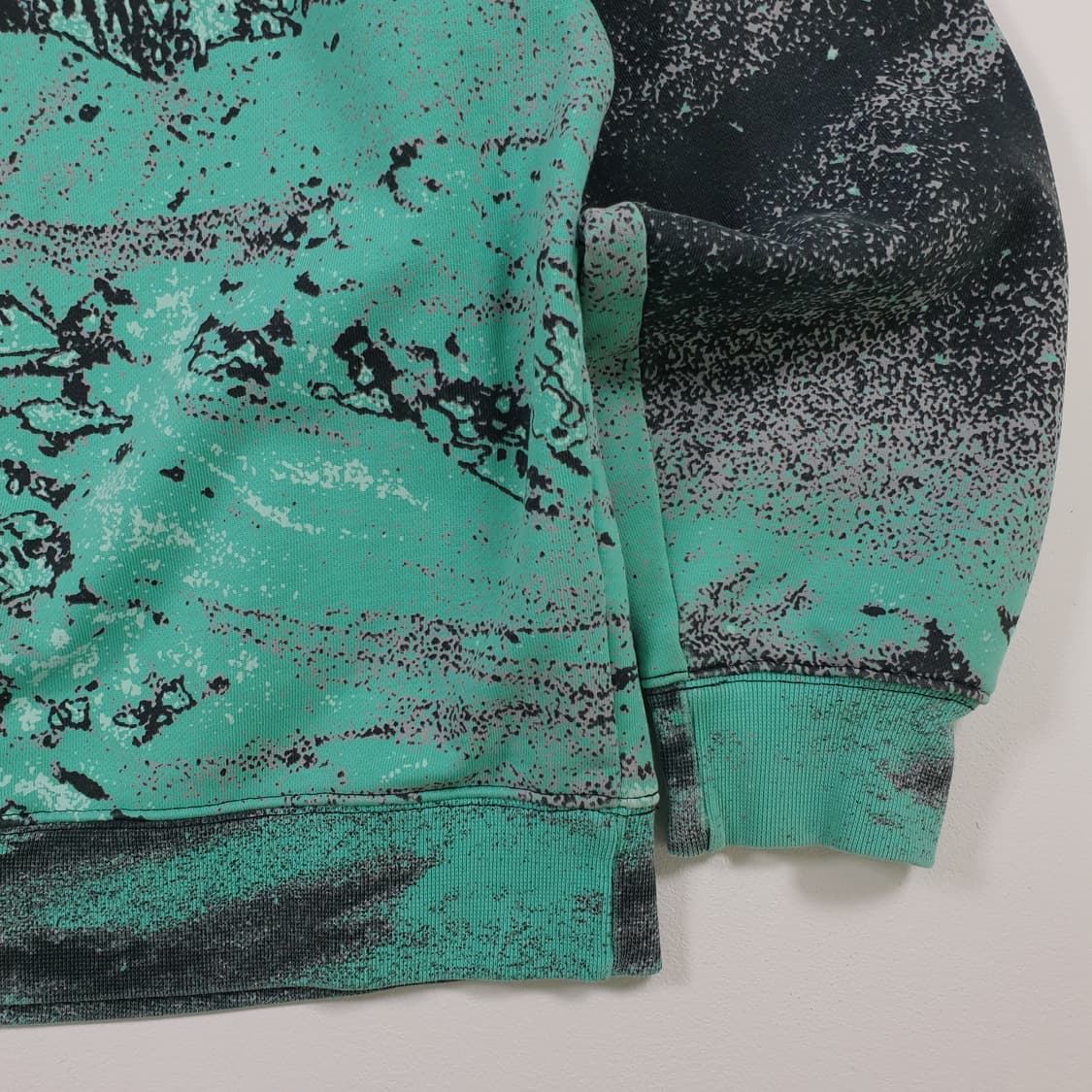 나이키 ACG 맨투맨 상품이미지4